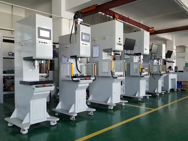 伺服压力机布局组件道理