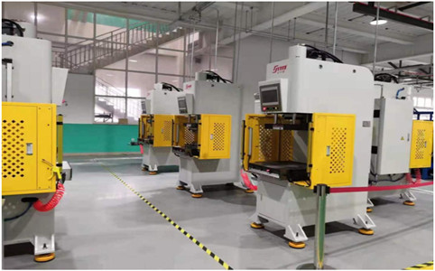 甚么是伺服液压机？